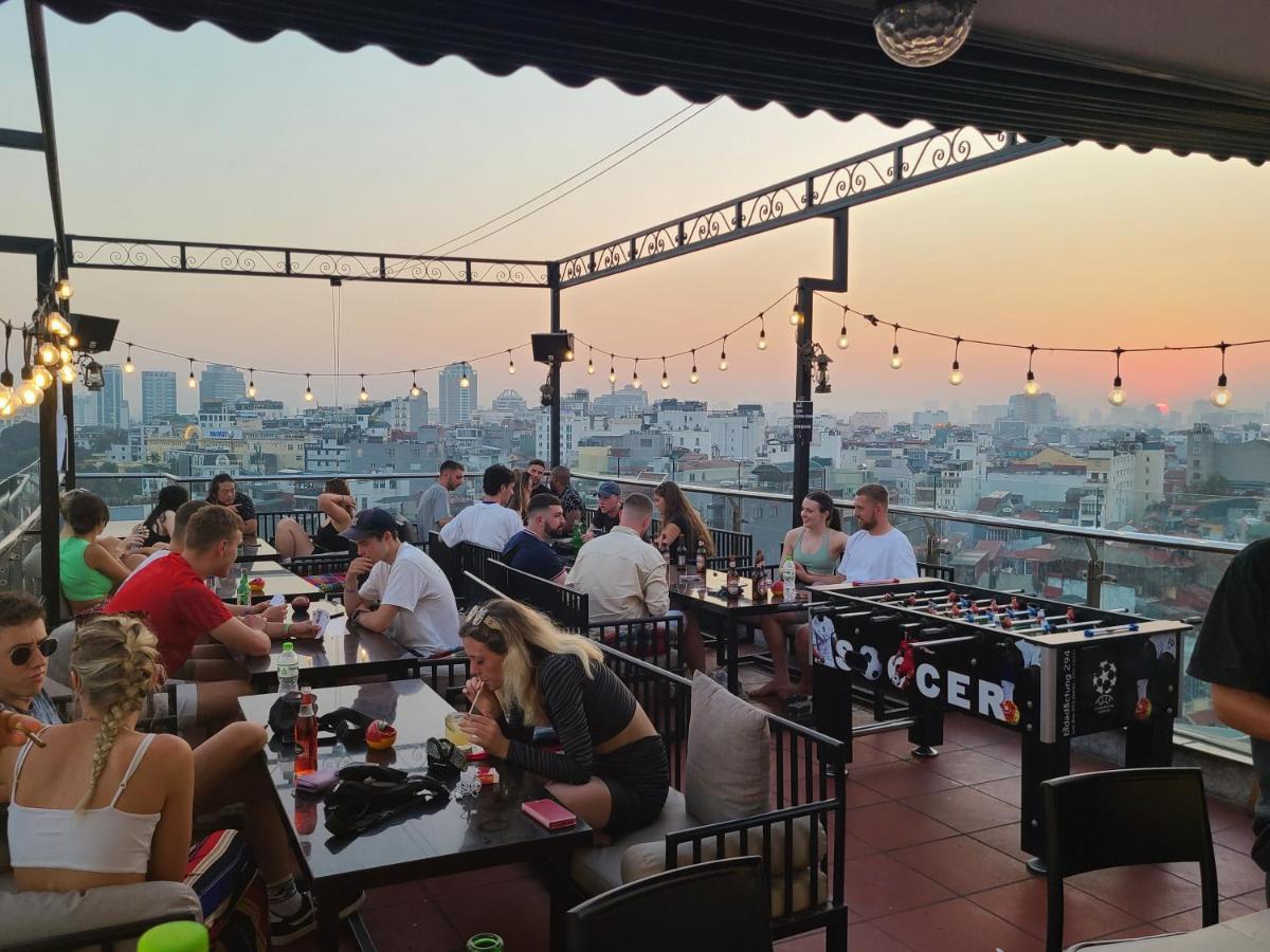 Hanoi Backpackers Hostel & Rooftop Bar Bagian luar foto